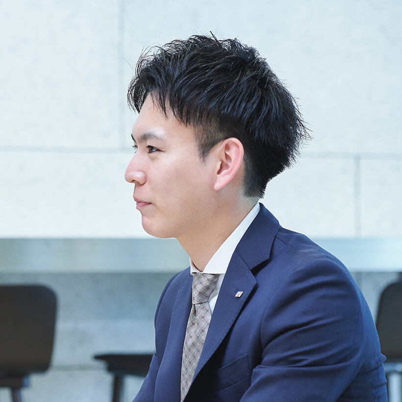 石原 彰吾氏