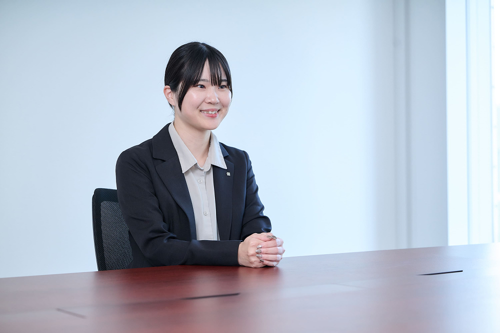 大石 深雪氏